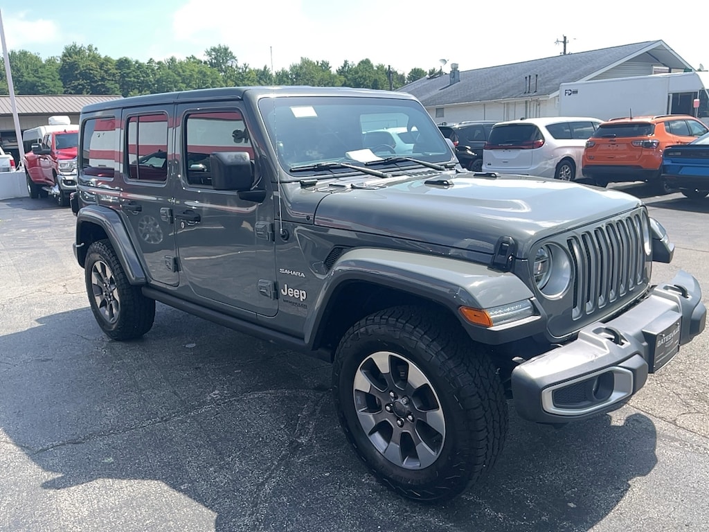 Used 2020 Jeep Wrangler Unlimited Sahara 4WD Sport Utility Vehicles