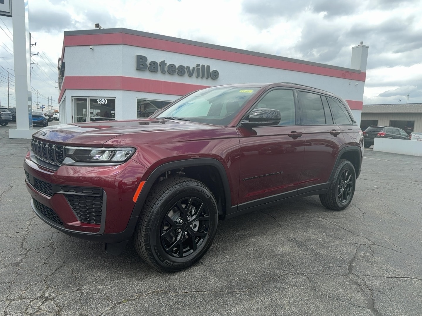 2026 Jeep Grand Cherokee Laredo