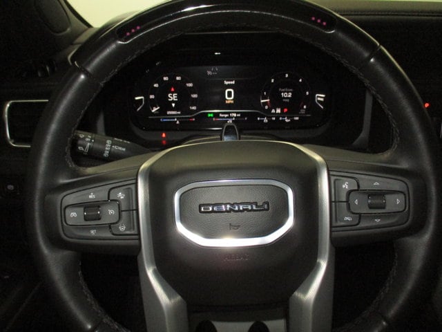 2024 GMC Yukon Denali - Photo 36