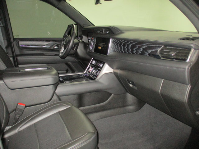 2024 GMC Yukon Denali - Photo 15