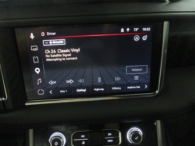 2024 GMC Yukon Denali - Photo 29