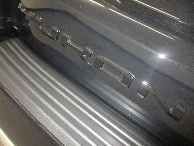 2024 GMC Yukon Denali - Photo 10