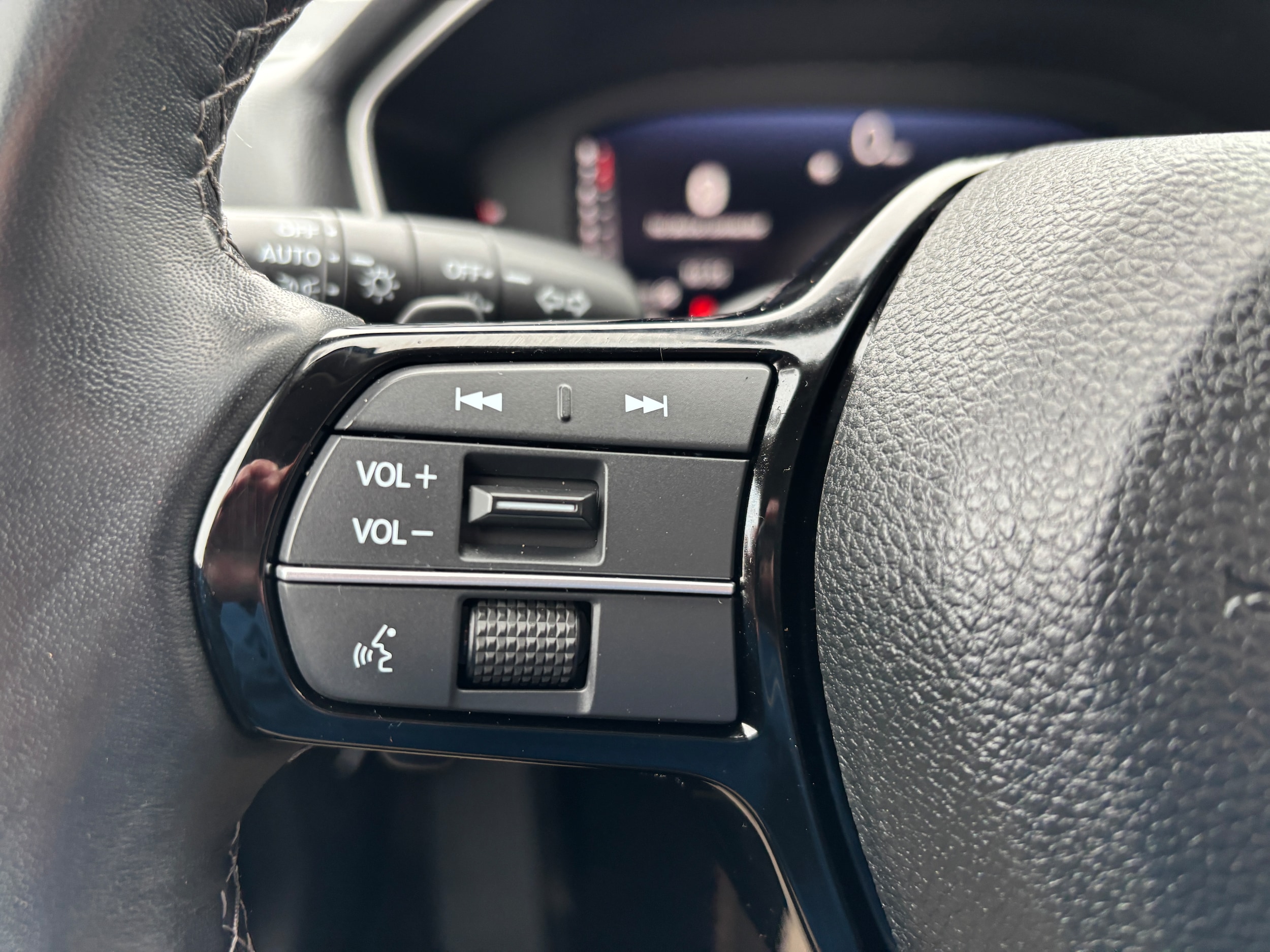2024 Honda Civic Touring - Photo 17