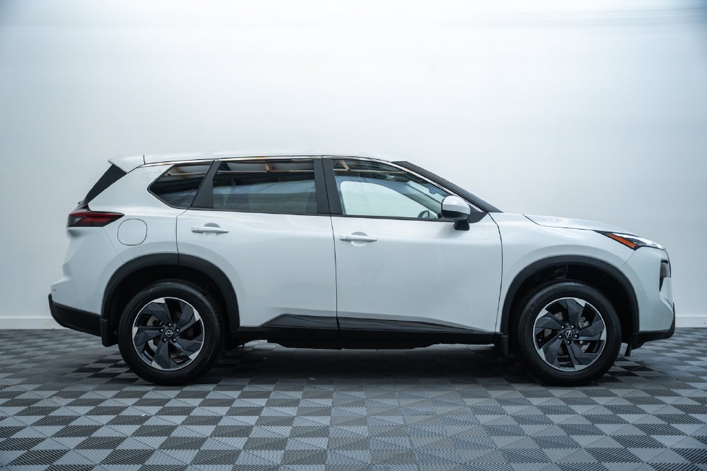 Used 2025 Nissan Rogue SV SUV