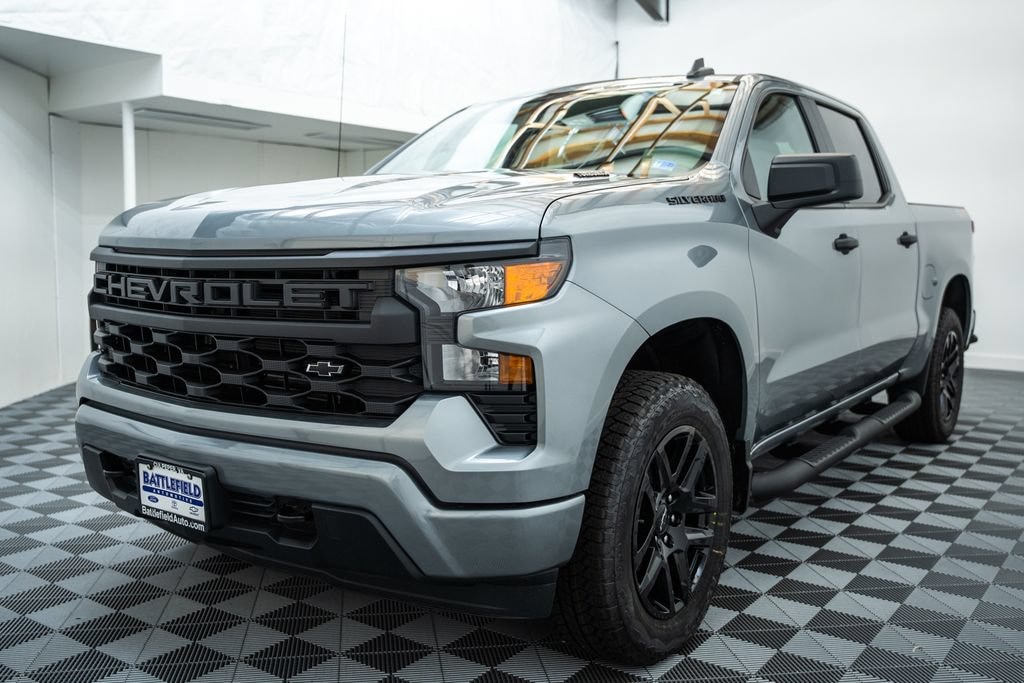New 2026 Chevrolet Silverado 1500 Custom Truck