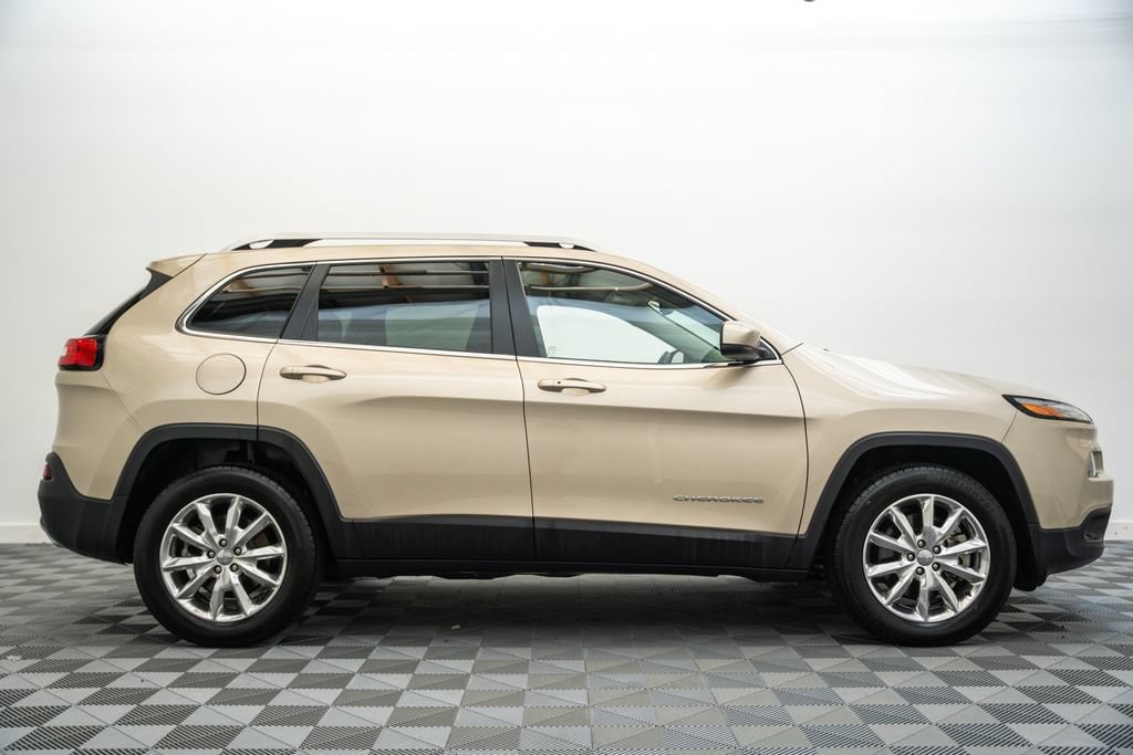 Used 2015 Jeep Cherokee Limited SUV