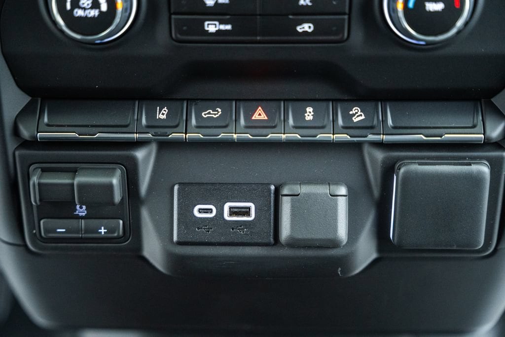 2026 Chevrolet Silverado 2500 HD Custom - Photo 29