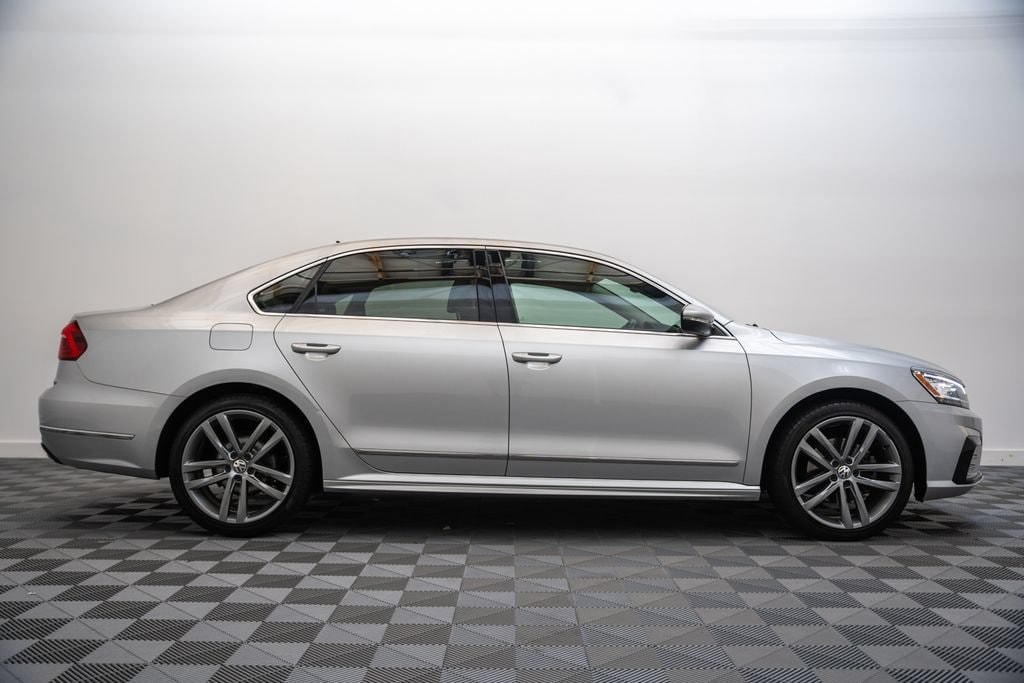 Used 2016 Volkswagen Passat 1.8T S Sedan