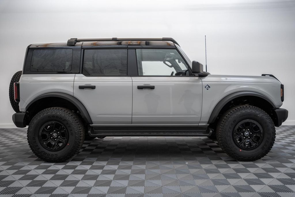 New 2026 Ford Bronco Outer Banks SUV