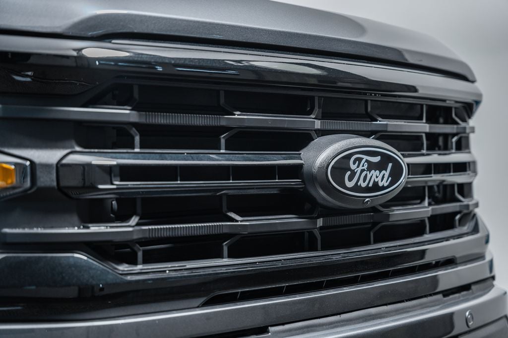 2026 Ford F-150 XLT - Photo 11