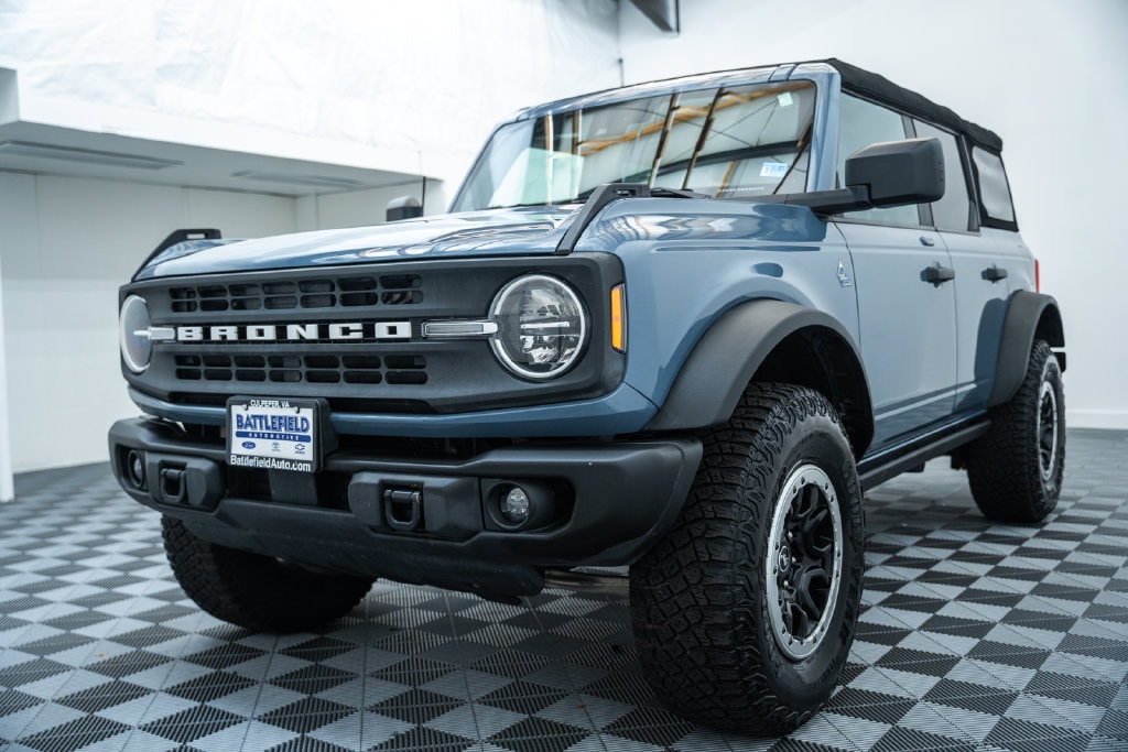 Used 2023 Ford Bronco Black Diamond SUV