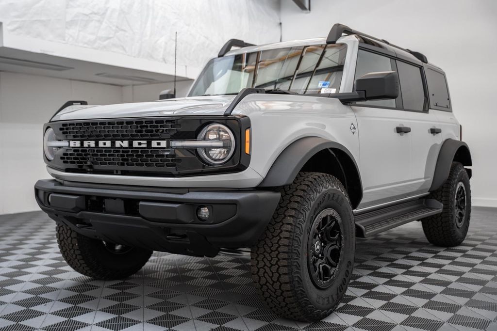 New 2026 Ford Bronco Outer Banks SUV