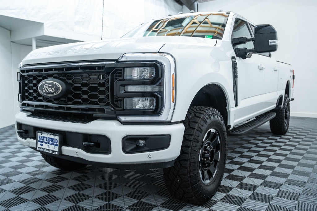 Certified 2026 Ford F-250SD Lariat Truck