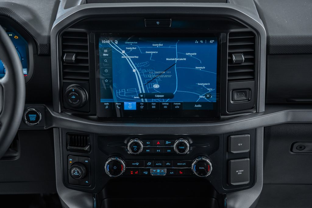 2026 Ford F-150 XLT - Photo 24