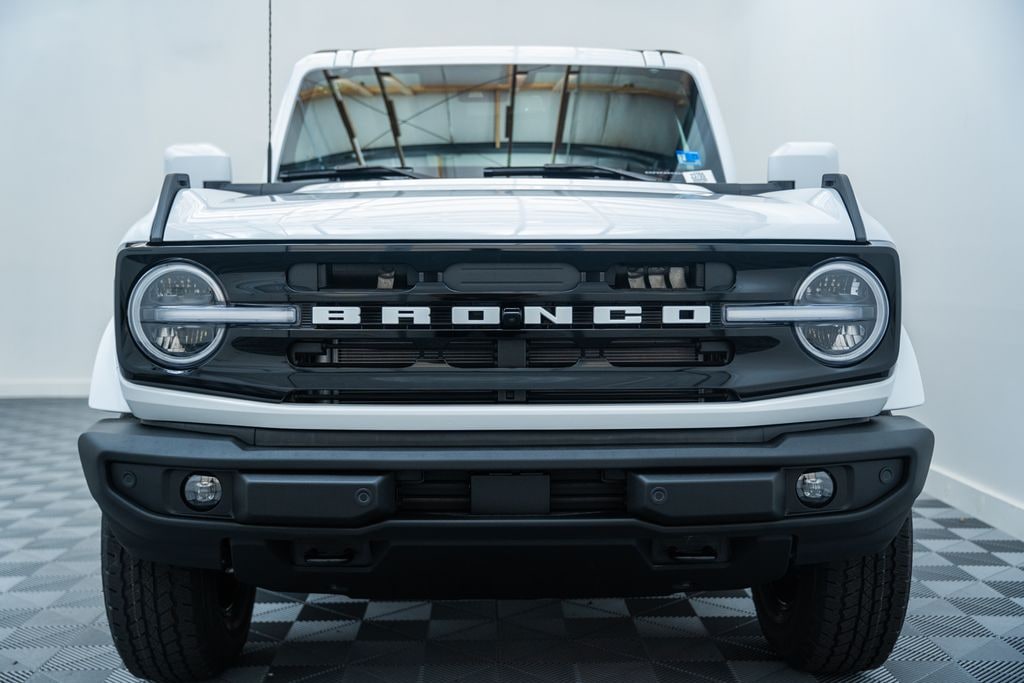 New 2026 Ford Bronco Outer Banks SUV