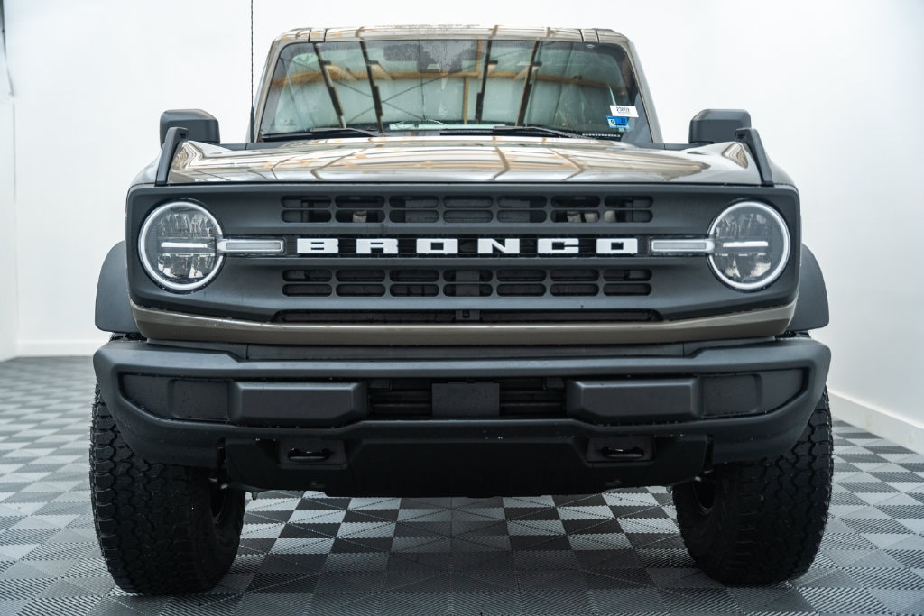 New 2026 Ford Bronco Base SUV