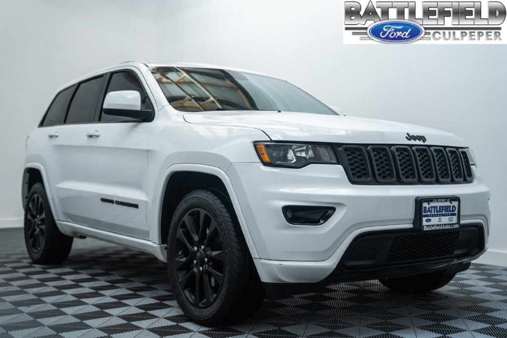Used 2019 Jeep Grand Cherokee Laredo SUV