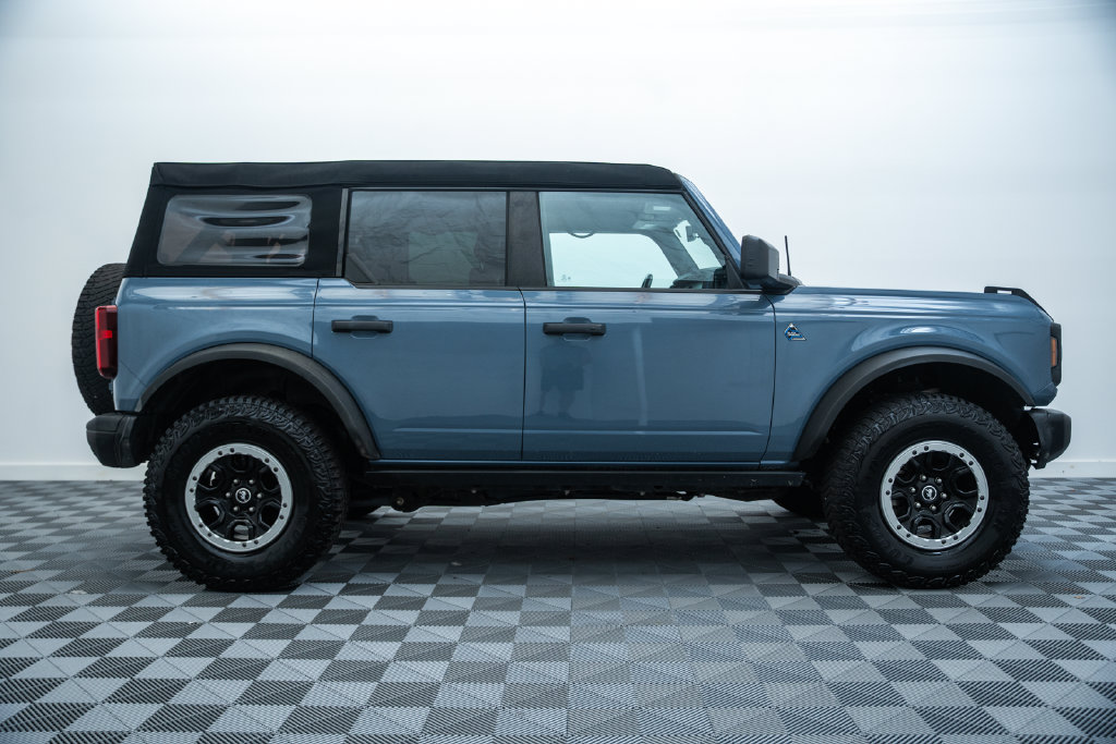 Used 2023 Ford Bronco Black Diamond SUV