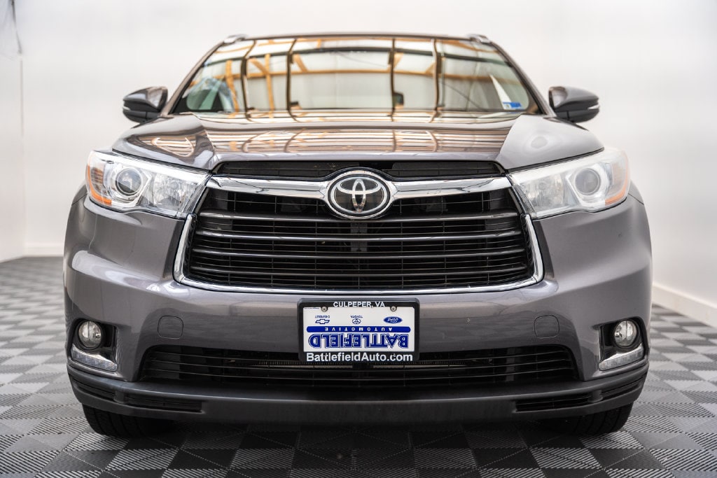 Used 2016 Toyota Highlander Limited Platinum V6 SUV