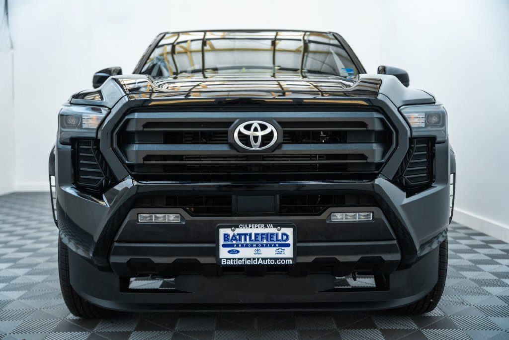 Certified 2025 Toyota Tacoma SR5 Truck Double Cab