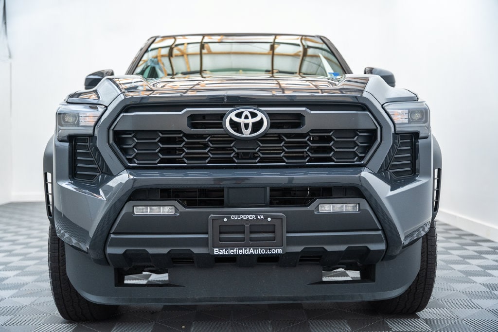 Certified 2025 Toyota Tacoma Hybrid TRD Off Road Truck Double Cab