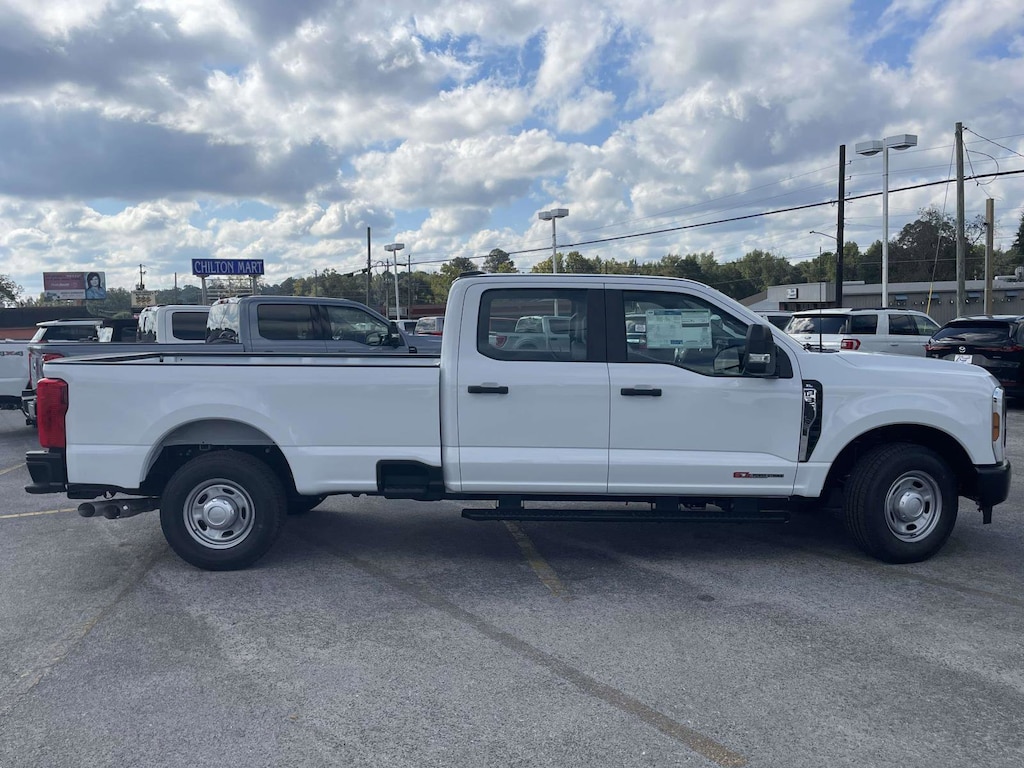 New 2026 Ford F-350 Truck Crew Cab