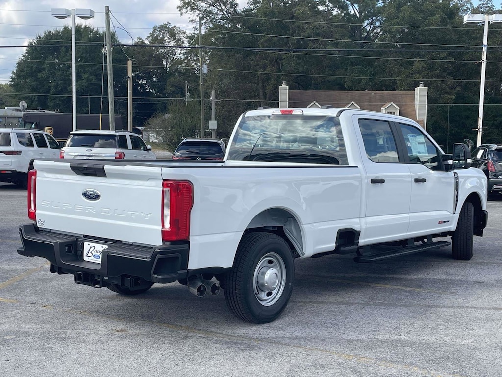 New 2026 Ford F-350 Truck Crew Cab