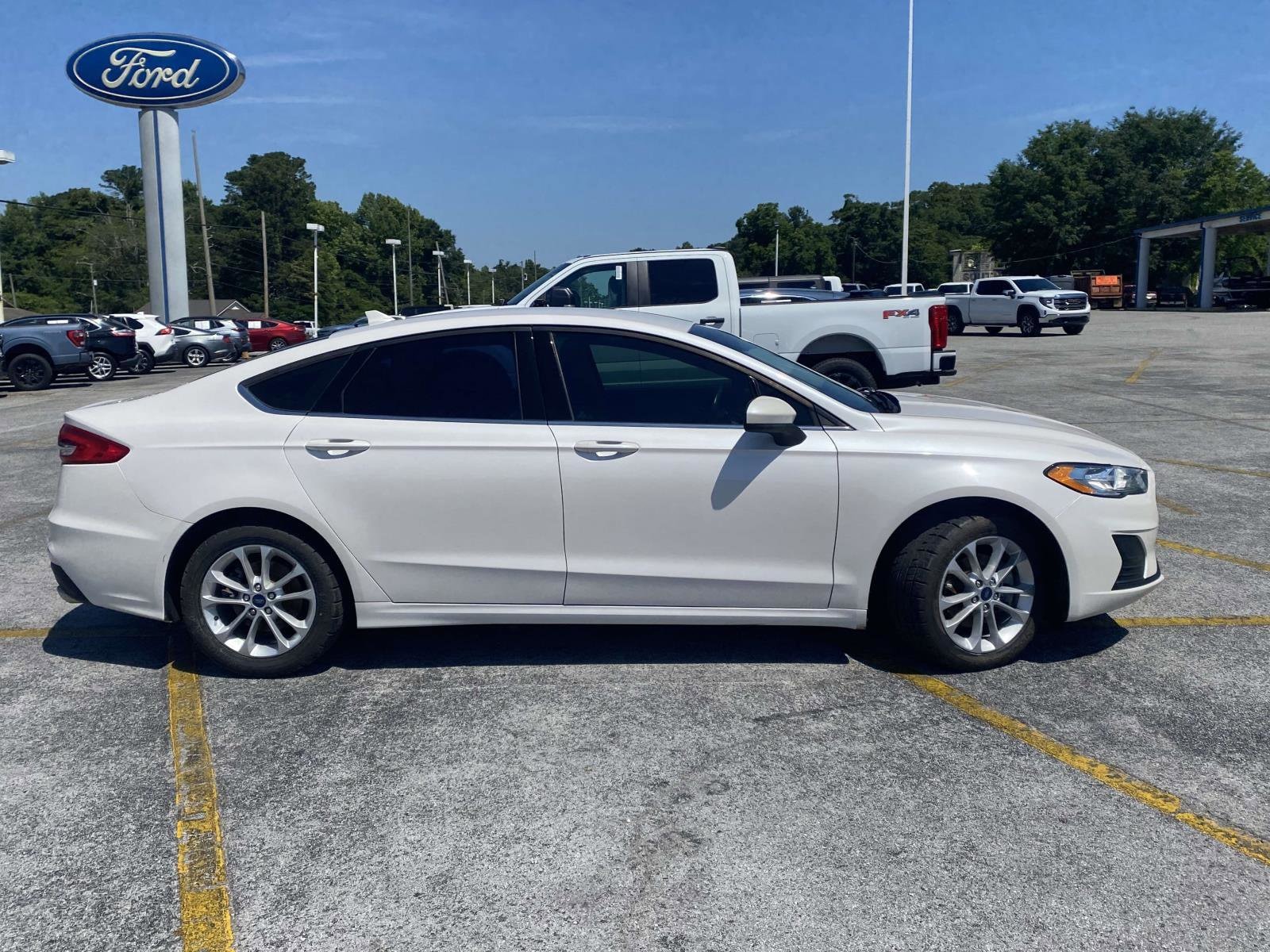 Used 2020 Ford Fusion SE with VIN 3FA6P0HD0LR104060 for sale in Clanton, AL