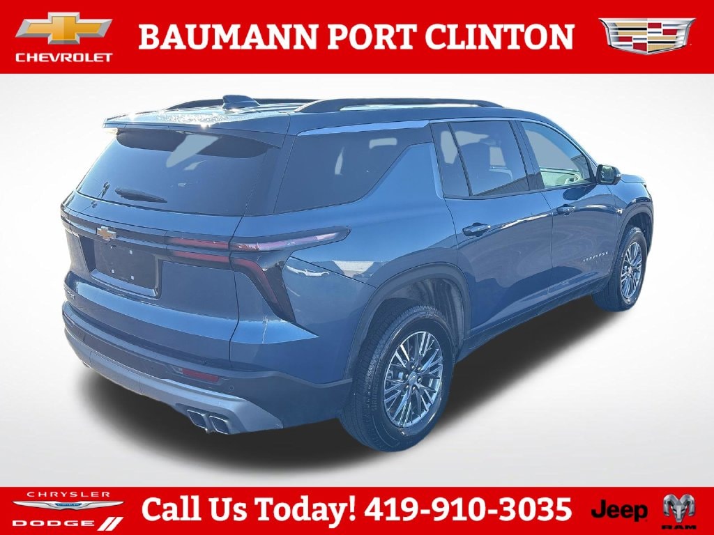 Used 2025 Chevrolet Traverse LT SUV