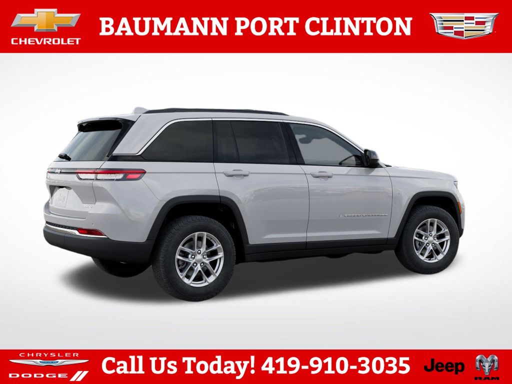 New 2026 Jeep Grand Cherokee LAREDO 4X4 Sport Utility