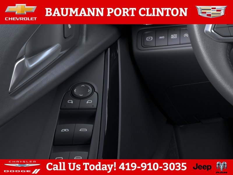2027 Chevrolet Equinox LT - Photo 22