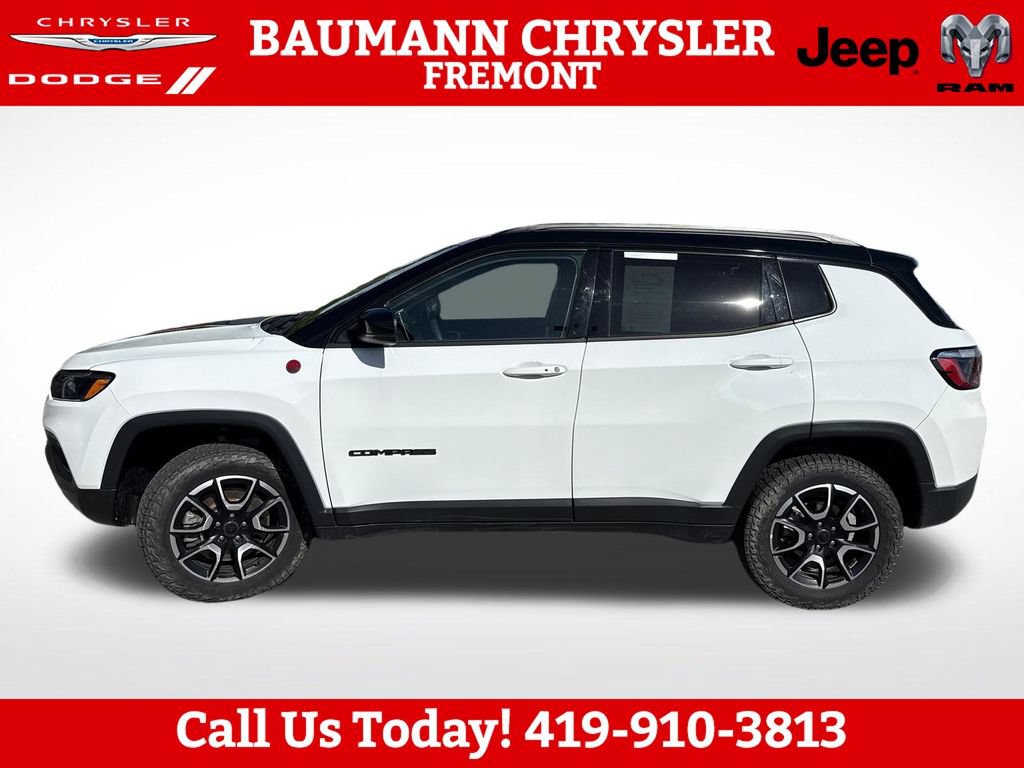 Used 2025 Jeep Compass Trailhawk