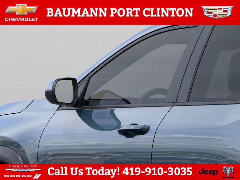 2027 Chevrolet Equinox LT - Photo 12
