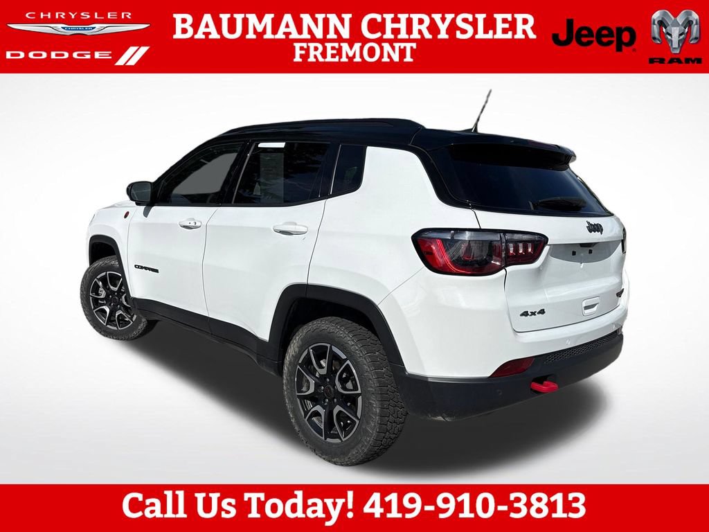 Used 2025 Jeep Compass Trailhawk