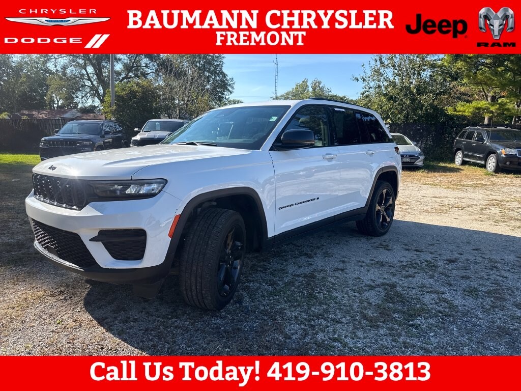 Used 2024 Jeep Grand Cherokee Altitude X SUV
