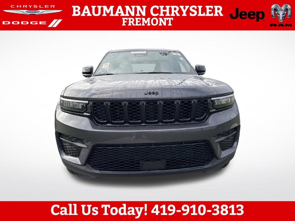 Used 2024 Jeep Grand Cherokee Altitude X SUV