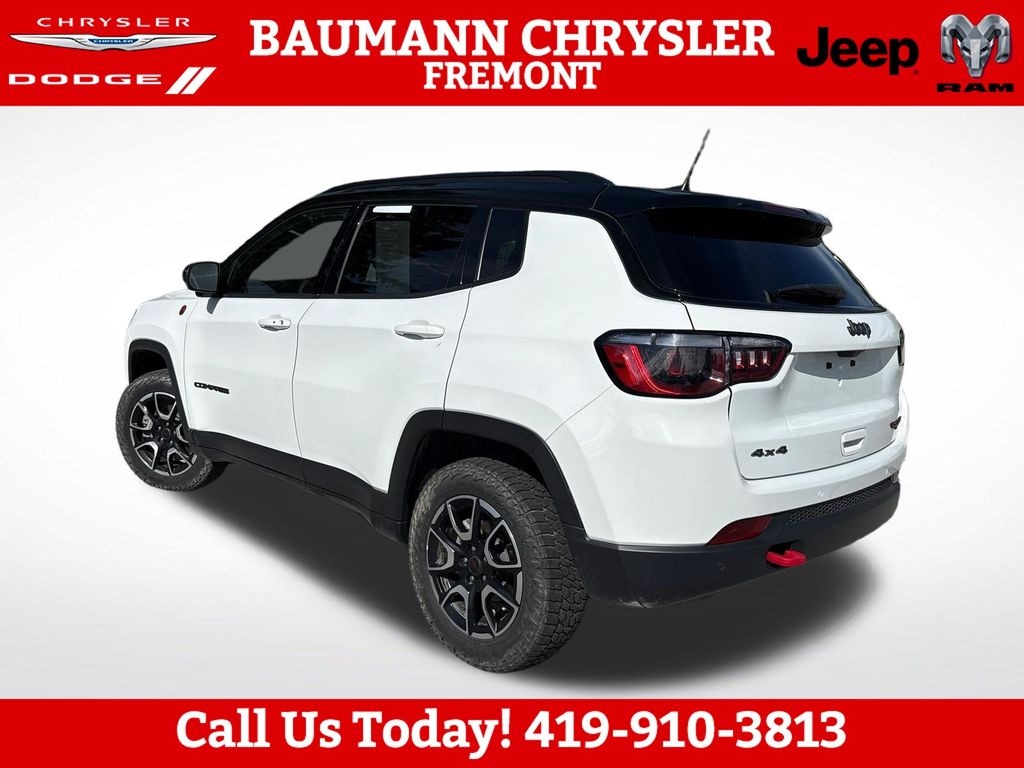 Used 2025 Jeep Compass Trailhawk SUV