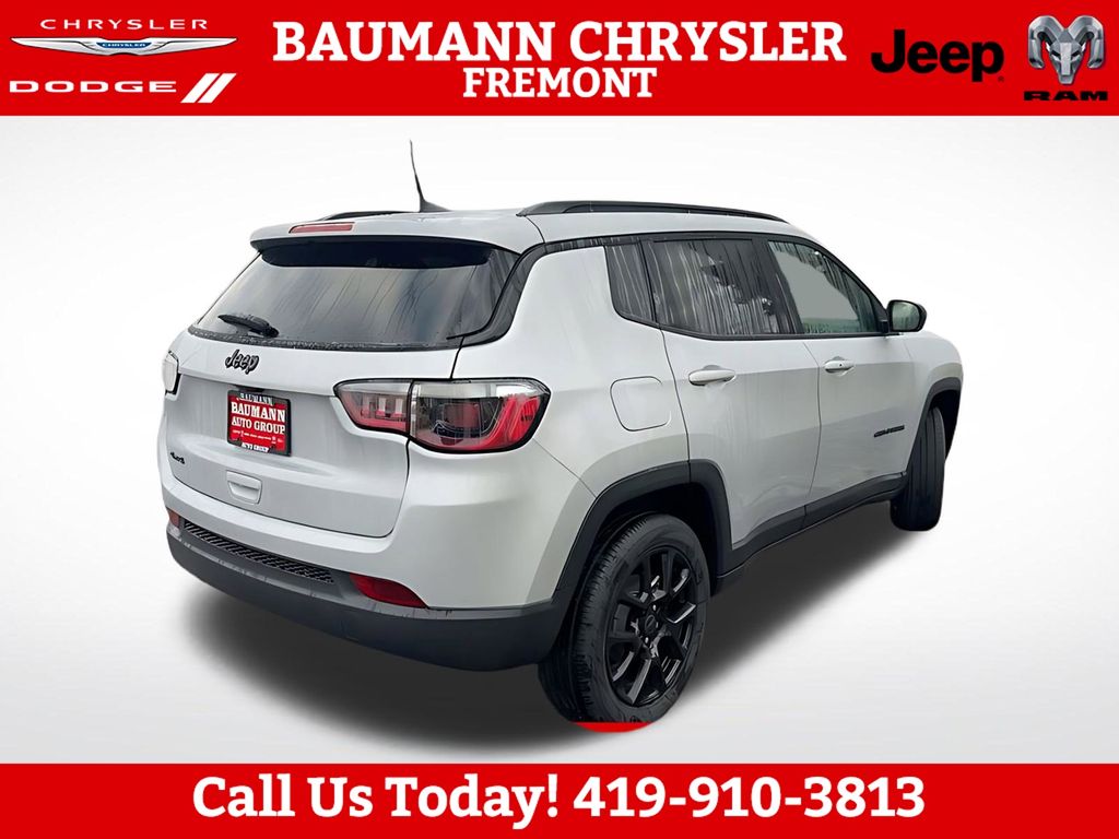 2026 Jeep Compass Latitude Altitude - Photo 5