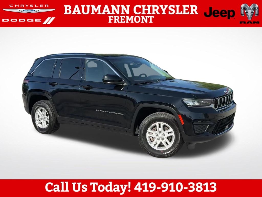 Used 2023 Jeep Grand Cherokee Laredo SUV