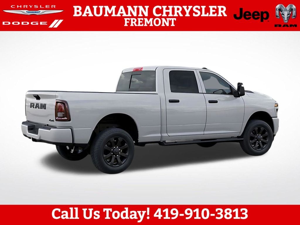 New 2026 Ram 2500 BLACK EXPRESS CREW CAB 4X4 6'4 BOX Pickup