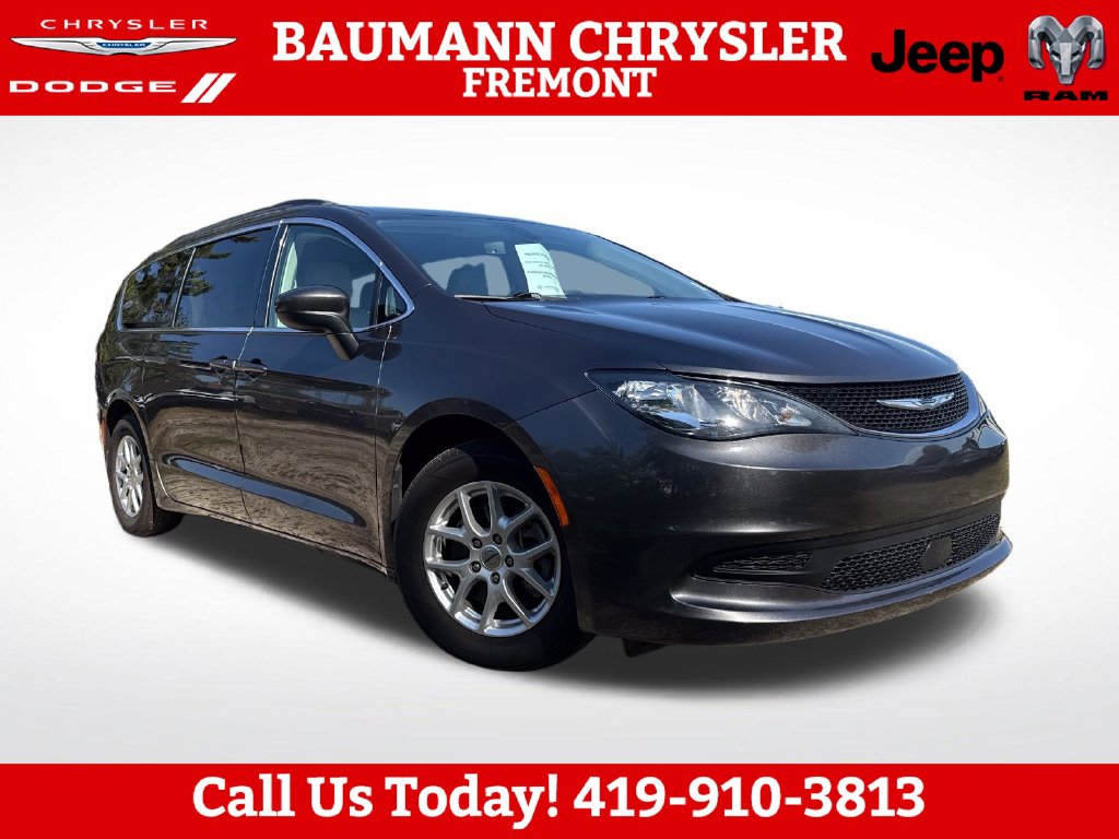 2021 Chrysler Voyager