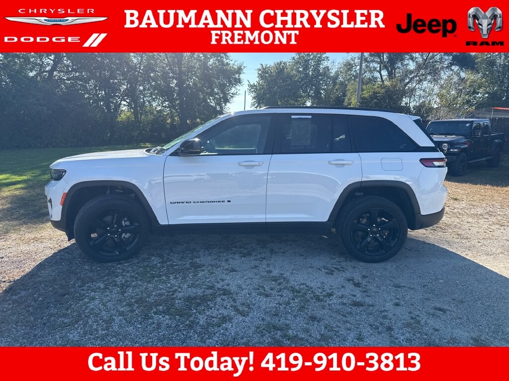 Used 2024 Jeep Grand Cherokee Altitude X SUV