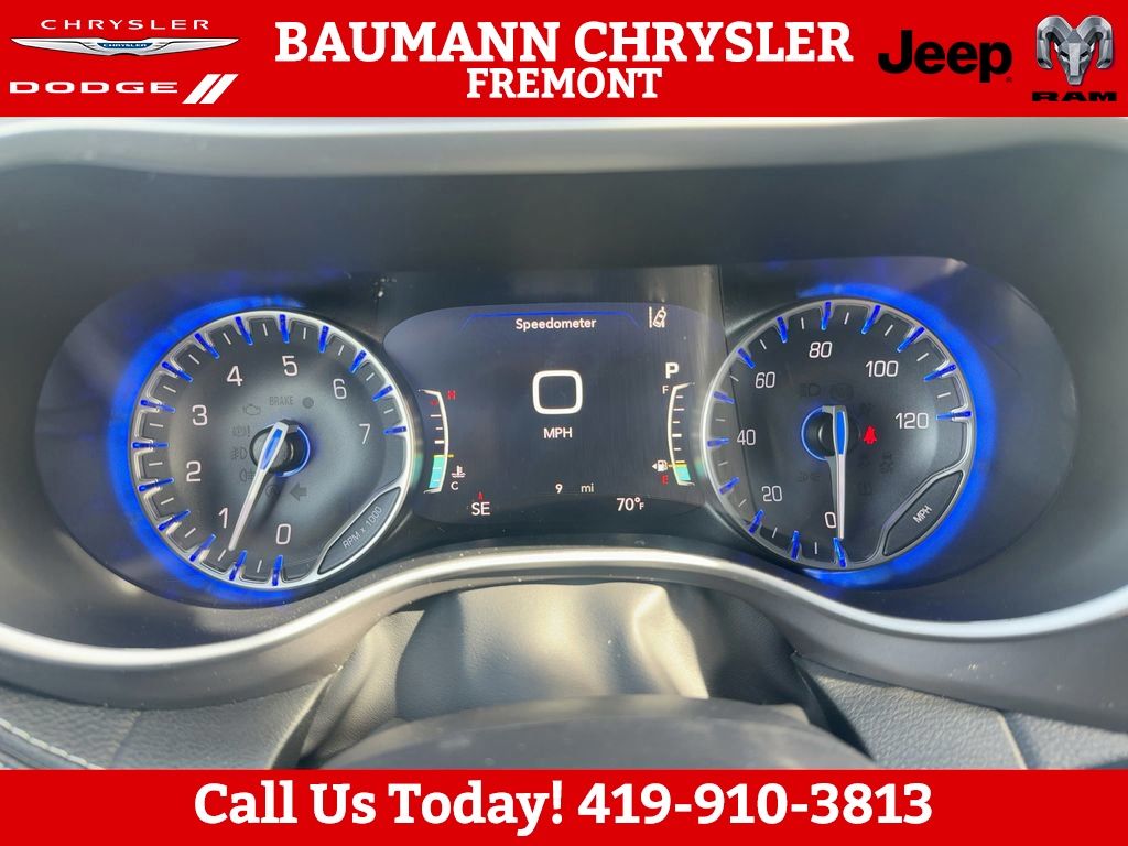 2026 Chrysler Pacifica Select - Photo 17