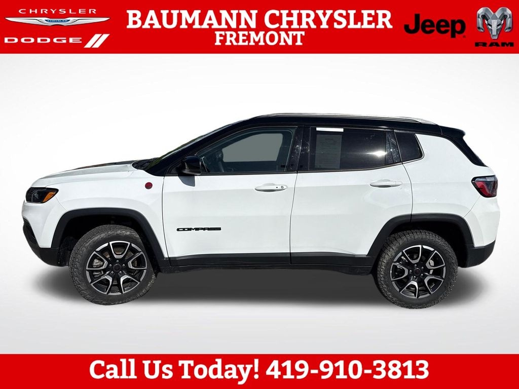 Used 2025 Jeep Compass Trailhawk SUV
