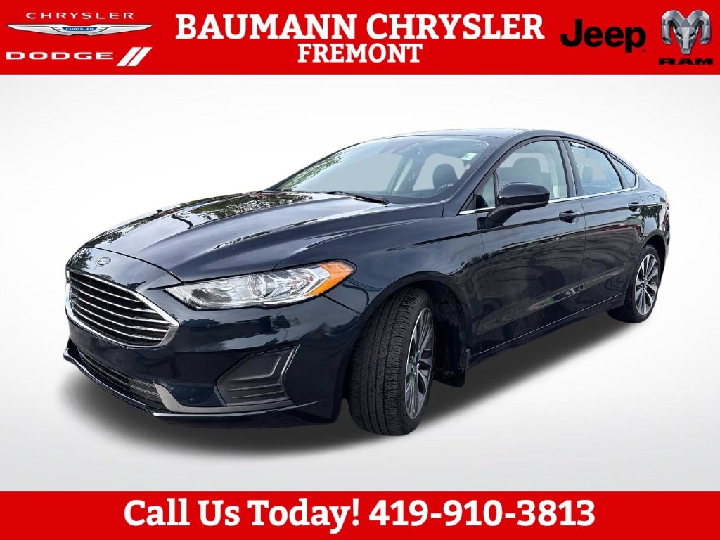 Used 2020 Ford Fusion SE Sedan