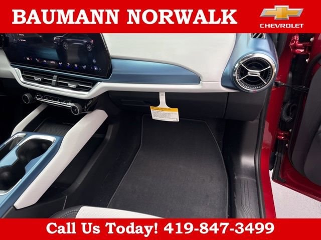 2026 Chevrolet Equinox EV 2LT - Photo 35