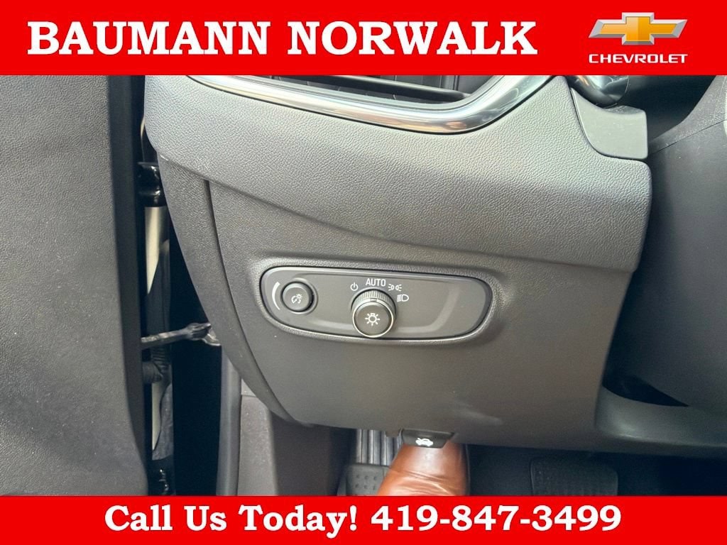 2024 Chevrolet Equinox LT - Photo 21