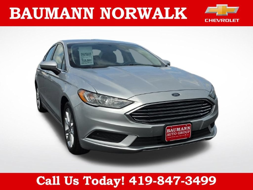 Used 2017 Ford Fusion SE