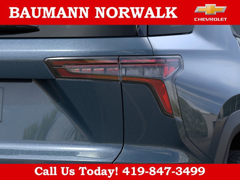 2027 Chevrolet Equinox LT - Photo 11