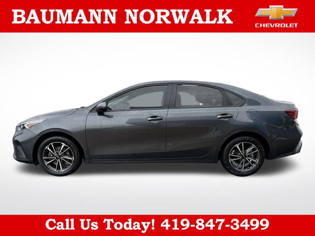 Used 2024 Kia Forte LXS